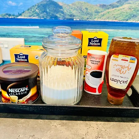 וילה Luxury Lapis Lazuli *