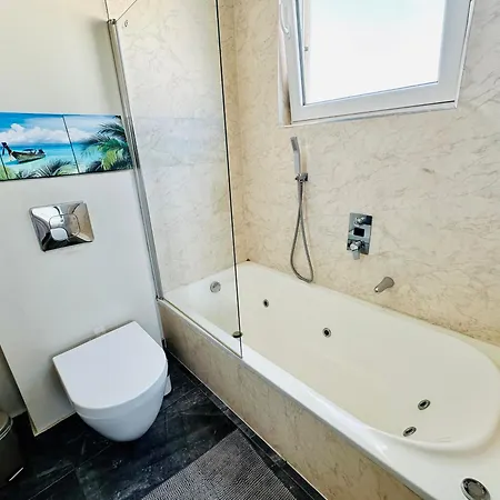 Villa Luxury Lapis Lazuli