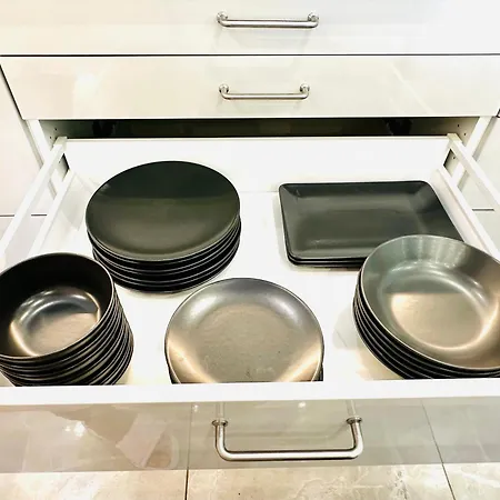 Luxury Lapis Lazuli Meneou