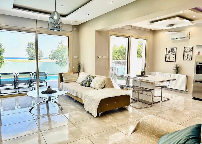 Luxury Lapis Lazuli Vila Meneou