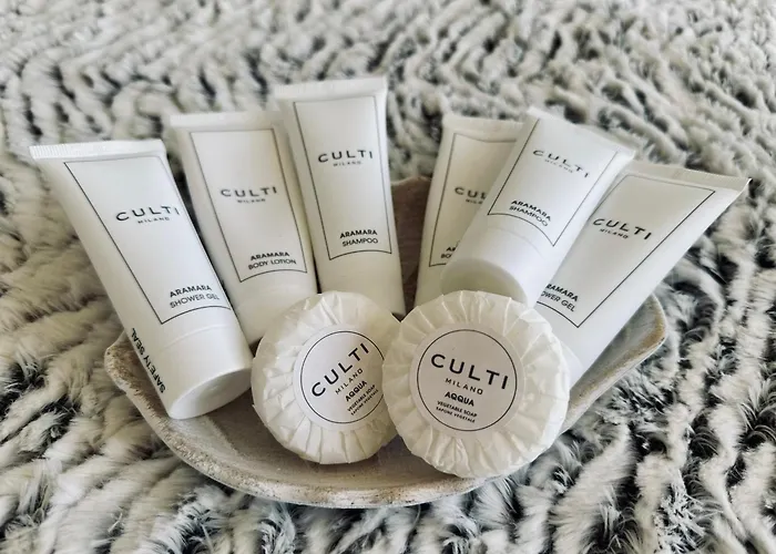 Vila Luxury Lapis Lazuli